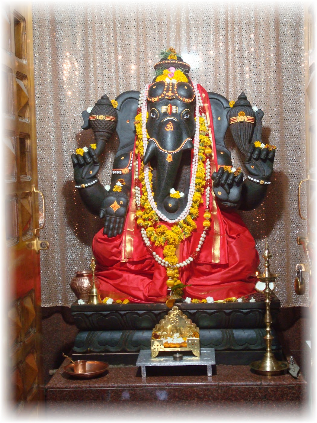 Ganesh Mandir, Mukhed, maintained by the Garudkar family